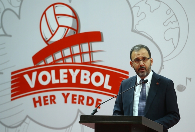 “Voleybol Her Yerde” projesinde imzalar atıldı