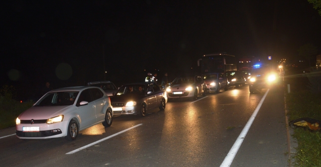 Manisa'da trafik kazası: 1 ölü, 2 yaralı