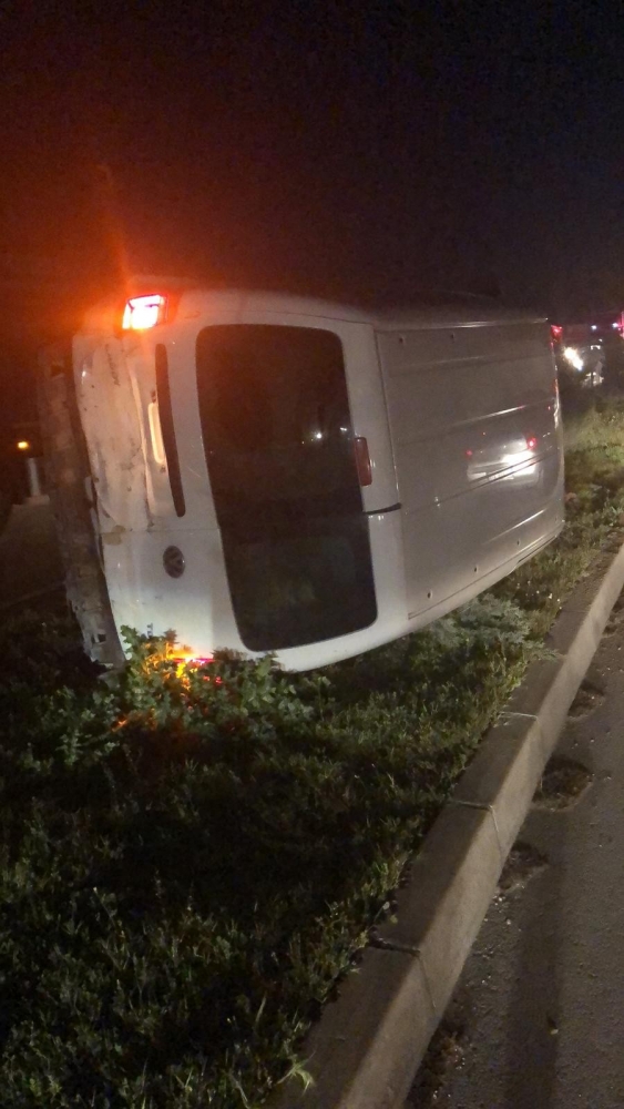 Manisa'da trafik kazası: 1 ölü, 2 yaralı