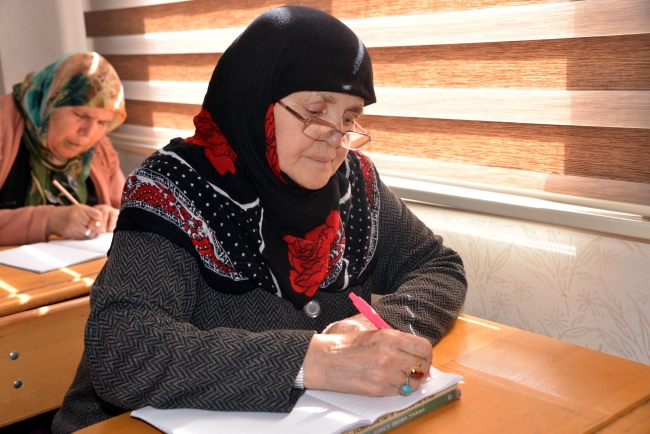 Kahramanmaraş okuma yazma öğrenmek için seferber oldu