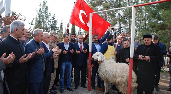 Mehmetcik sevgi gösterileri arasında Afrin’e uğurlandı