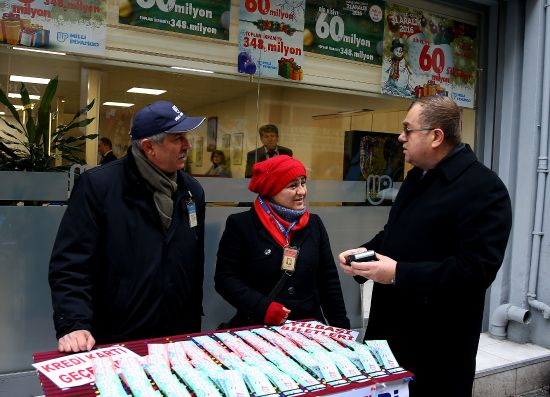 Kredi kartıyla talih kuşu aranıyor