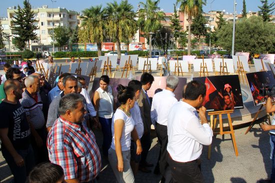 '15 Temmuz Fotoğraf Sergisi' Mersin'de açıldı