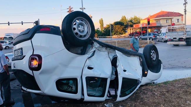 Manisa'da zincirleme kaza: 3 yaralı