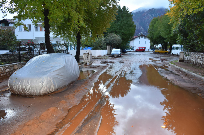 Marmaris'te selin boyutu gün ağarınca ortaya çıktı