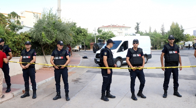Polis merkezine saldırı hazırlığındaki canlı bomba vuruldu