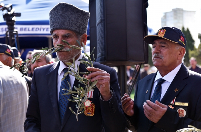 Mersin'de "Zeytin Dalı Anıtı" açıldı