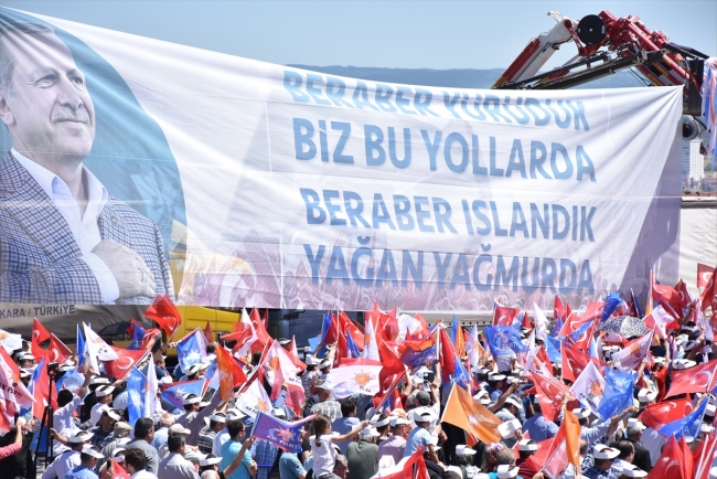 Başbakan Yıldırım: FETÖ'nün en sevmediği kuruluşu kapatmayı vadediyorlar