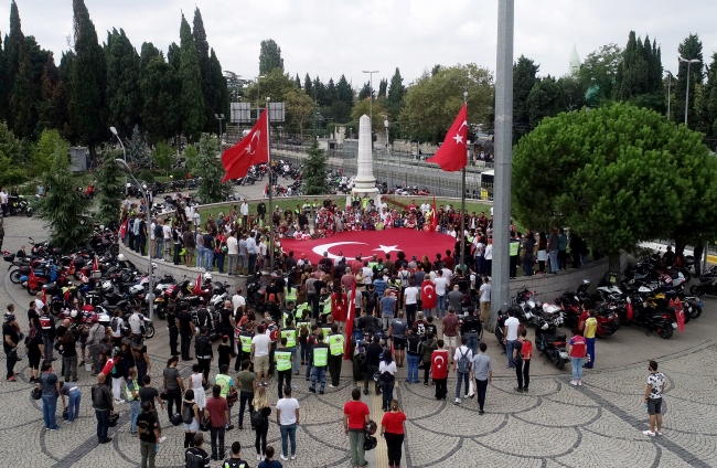 Bin motosikletliden "Zafer Sürüşü"