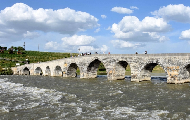 Tarihi Murat Köprüsü turizme kazandırılacak