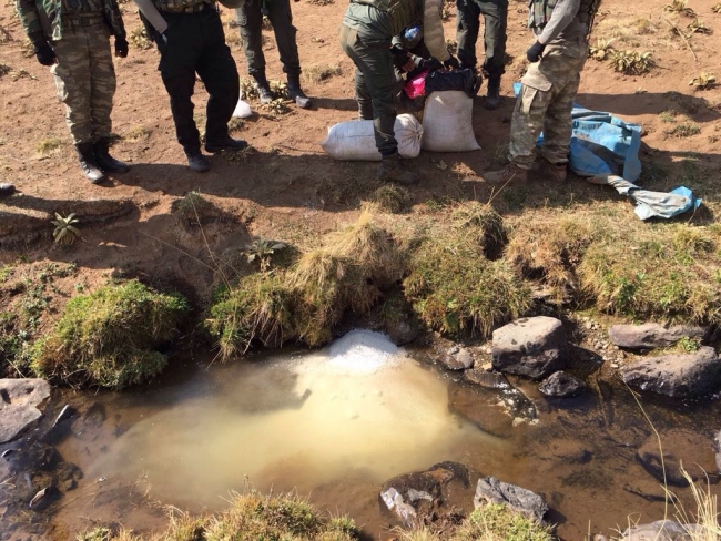 PKK'lı teröristlerin sığınağında 150 kilo patlayıcı madde bulundu