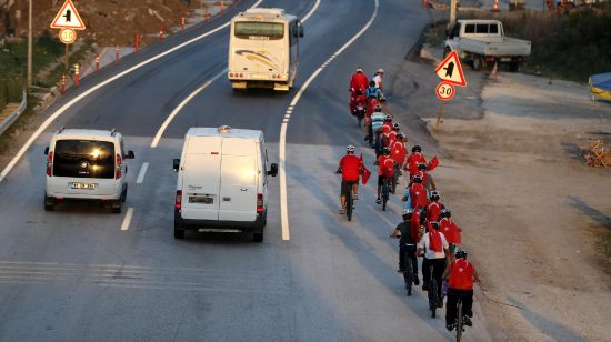 Darbeye karşı 2 bin 500 kilometre pedal çevirdi