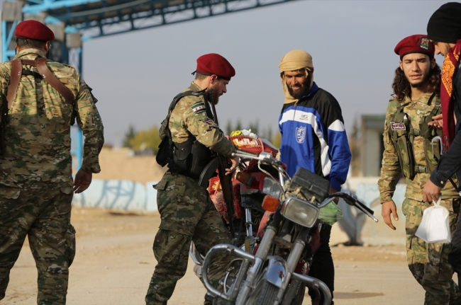 Tel Abyad'ın güvenliği Türkiye'nin eğittiği askeri polislere emanet