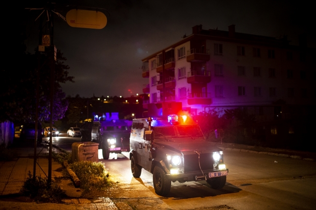 Ankara’da polis ekiplerine silahlı saldırı