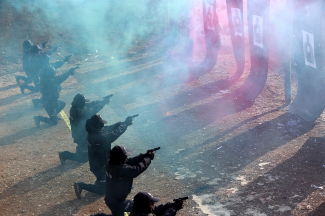 Türk polisinin verdiği eğitim göz kamaştırıyor