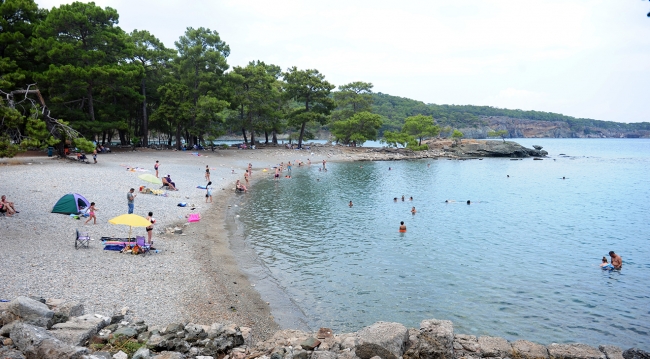 Türkiye'nin gözde plajları Muğla ve Antalya'da