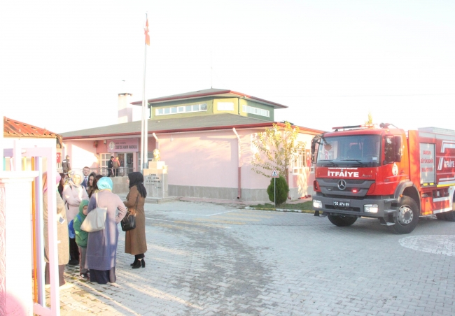 Samsun'da bir anaokulu yıkılma riskine karşı boşaltıldı