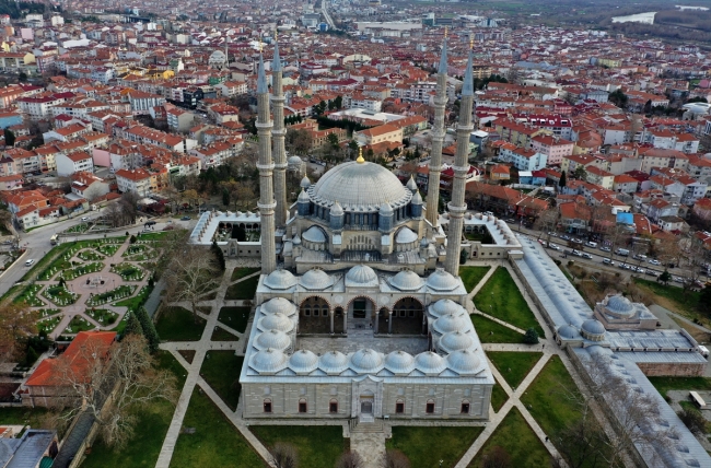 Selimiye Camii salgın sürecinde de ilgi gördü