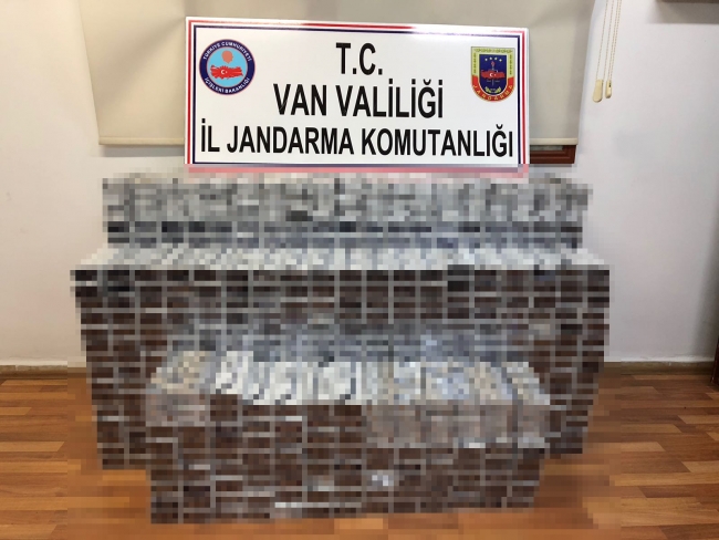 Van'da sigara kaçakçılığı operasyonu: 15 bin paket kaçak sigara bulundu