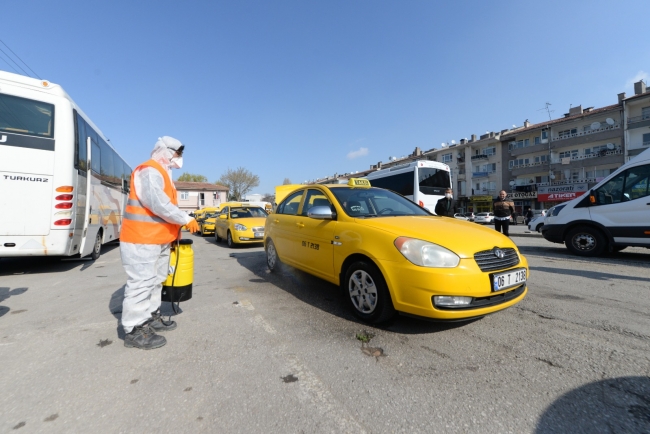 Ankara'da taksi ve servis araçları için ücretsiz dezenfeksiyon istasyonu