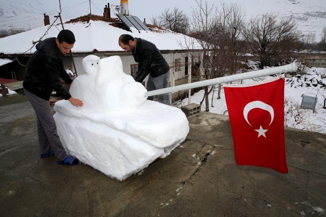 Türk halkından Mehmetçik'e büyük destek