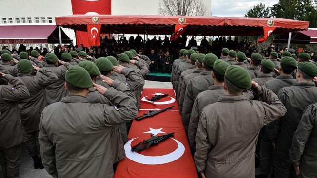 Askerlik yükümlüleri 2019'dan sonra jandarma üniforması giymeyecek