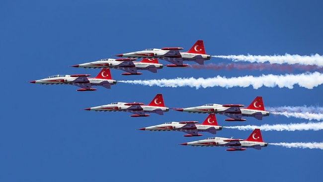 İstanbul hava sahası Türk Yıldızları için kapanacak