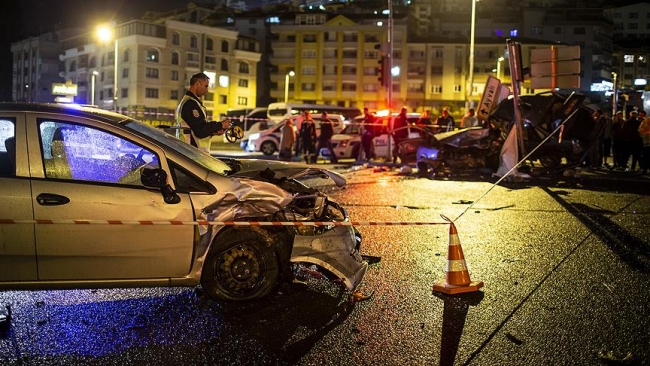 Trafik kazaları 10 yılda 50 bine yakın can aldı