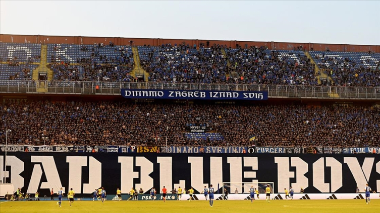 UEFA Dinamo Zagreb'in taraftarlarına bir yıl deplasman yasağı getirdi