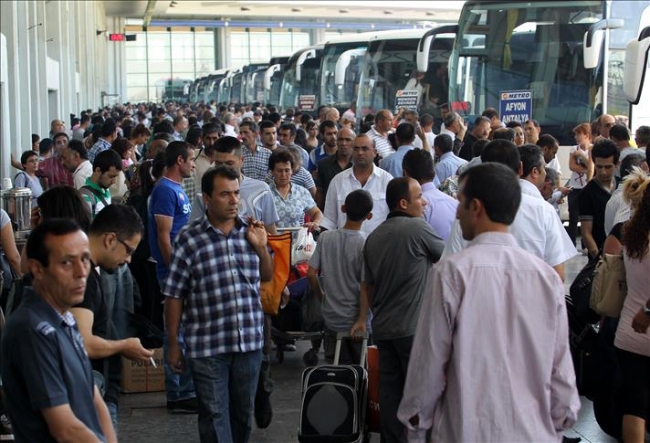 Ramazan Bayramı öncesi otobüs biletleri tükendi