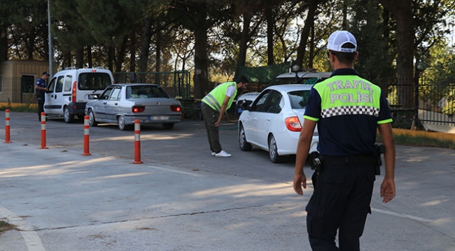 Tatilcilerin dönüş yolculuğu sürüyor