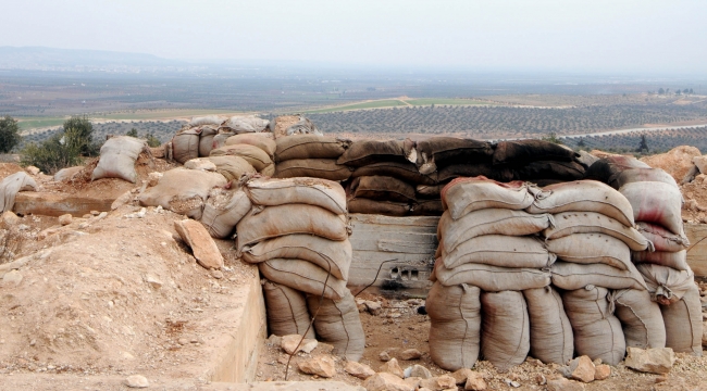 YPG/PKK'lı teröristler her tepeye kule ve tünel inşa etmiş