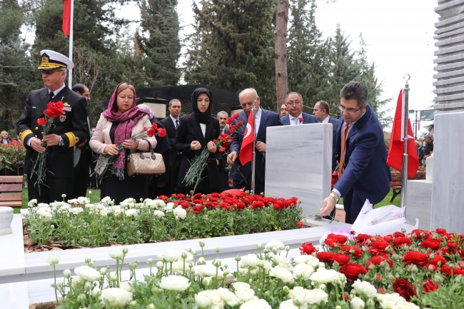 18 Mart Şehitleri Anma Günü için tüm yurtta etkinlikler yapıldı