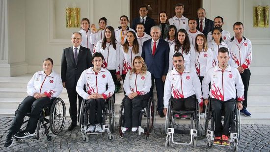 Başbakan, Rio'da madalya alan sporcuları kabul etti