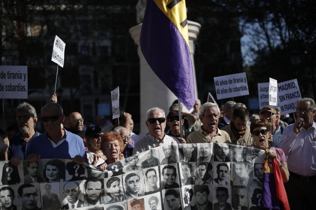 İspanya'da "diktatör Franco'nun mezar yerini değiştirme" kararı