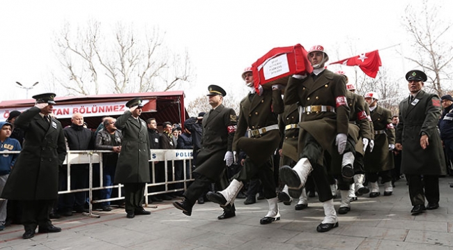 Hakkari Şehidi Akagündüz ve Afrin Şehitleri toprağa verildi